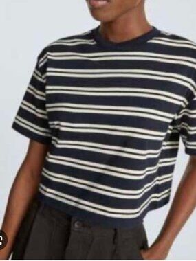 Everlane The Organic Cotton Cropped Tee